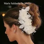 Frizura a tiara, peremes, a koszorú az esküvő (frizura) Frizura a tiara, peremes, a koszorú egy esküvő