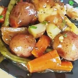 Cartofi multivarka cum să gătească ușor și delicios