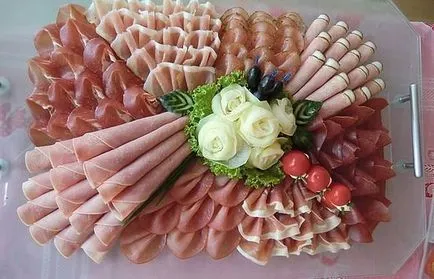 Design-ul frumos de carne și brânzeturi produse în casă