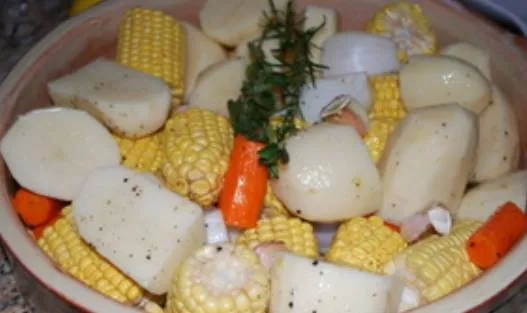 Pui, la cuptor cu legume întregi - un pas cu pas reteta cu fotografii de pe (rețete) Pui, la cuptor cu legume întregi - un pas cu pas reteta cu fotografii de pe