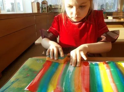 Master class folosind tehnici neconventionale „tonifiere foaie de hârtie“ pentru ulterioară