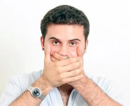 oamenii Dumb motivele pentru tăcerea (cauza) oamenii Dumb motivele pentru tăcere