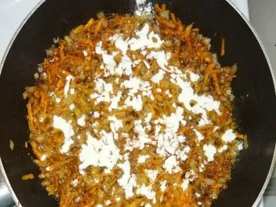 Cum să pregătească un sos cu retete carne-pas (zeamă) Cum să pregătească un sos cu rețete de carne-pas