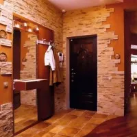 Decorarea pereților de piatră artificială în hol cu ​​o fotografie opțiuni de design