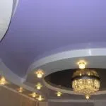 Repararea și plafon decor în apartament