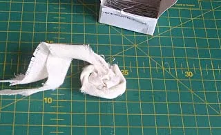 Trandafiri dintr-o clasă tesatura de master cu pas cu pas fotografii (Rose) Trandafiri dintr-o clasă tesatura de master cu pas cu pas fotografii