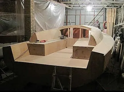 iahturi built-autopropulsare, bărci și iubitorii de barca (cu mâinile) iahturi built-autopropulsare, bărci și iubitorii de barca