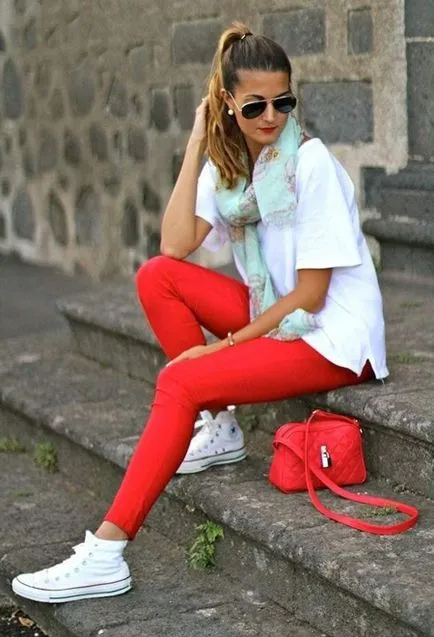 Din ceea ce sa poarte pantofi pentru femei, fotografii și sfaturi interesante (adidași) Din ceea ce sa poarte pantofi pentru femei, fotografii și sfaturi interesante