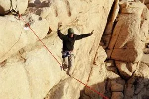 Sleklayn, mersul pe jos pe bandă, acrobație (ce sleklayn) Sleklayn, mersul pe jos pe bandă, acrobație