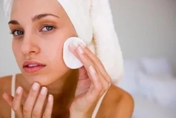 Reduce inflamația și roșeață pe fata cat de repede realiza un ton uniform (rapid curat pentru a scăpa de fata pentru a elimina roseata Calendula tinctură) Reduce inflamația și roșeață pe fata cat de repede atinge un ton chiar