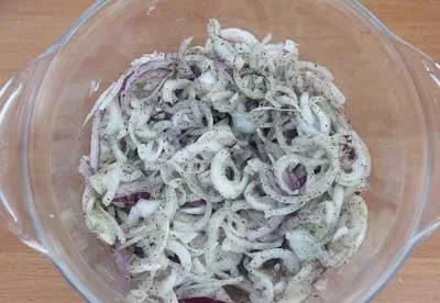 Carne de porc pe apa minerală - ca o muratura, o clasă de master cu frumoasa fotografie jumătate