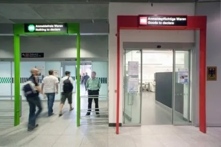 Cum de a merge prin vama de la aeroport rapid și ușor