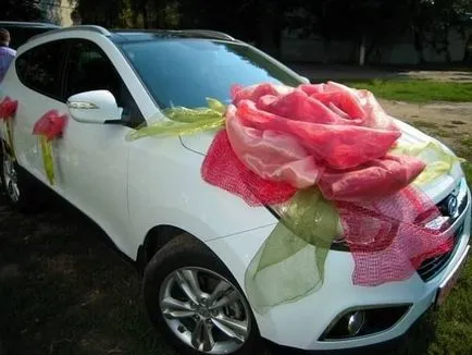 Decorare pe masina de nunta cu sfaturi mâini și soluții originale (auto) Decorare pe masina de nunta cu sfaturi mâini și soluții originale