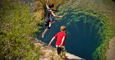 44, aspect simplu dar incredibil de profundă