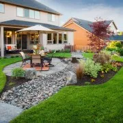 Alpine deal în design peisagistic case suburbane și private din fotografie