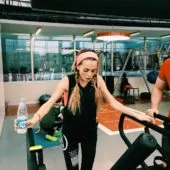 Anna Khil'kevich biografia, Instagram, fotografie, soțul, creșterea (fluturand de la uni) (Instagram) Anna Khil'kevich biografia, Instagram, fotografie, soțul, creșterea (fluturand de la Universitatea)