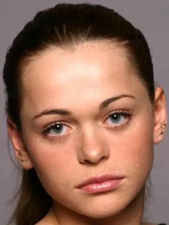 Anna Khil'kevich fără machiaj