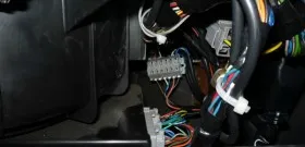 autostart motor - să dobândească și să instaleze propriile lor mâini un videoclip (modulul de pornire a motorului) autostart motor - achiziționa și instala mâinile lor video,