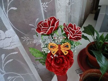 șirag de mărgele fluture