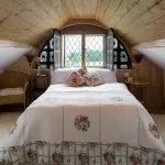 Cum să plaseze patul din dormitor