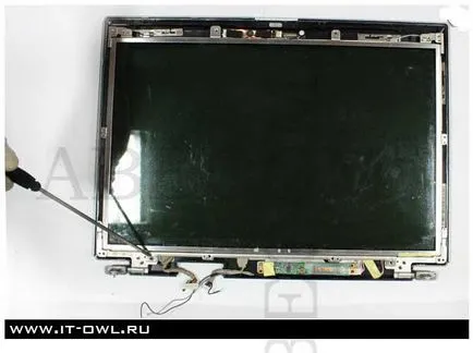 Cum să demontați laptop 1