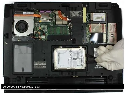 Cum să demontați laptop 1