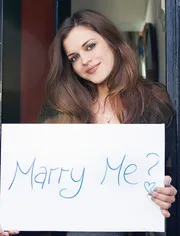 Brățară la picior de ce și cum să-l poarte, Marie Claire