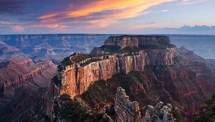 Grand Canyon, un mare Grand Canyon în Statele Unite ale Americii (Grand Canyon) Grand Canyon, un mare Grand Canyon din SUA