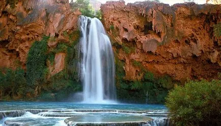 Grand Canyon, un mare Grand Canyon în Statele Unite ale Americii (mare) Grand Canyon, un mare Grand Canyon din SUA