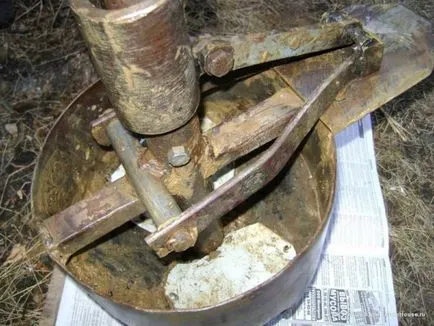 Drill la sol cu ​​mâinile lor, pentru stâlpi, puțuri, desene, dimensiuni