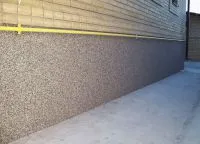 Cum de a decora exteriorul casei subsol