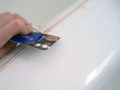 Frecarea cu mastic baie de silicon, plastic, mijloace de îndepărtare țiglă