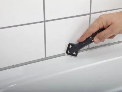 Frecarea cu mastic baie de silicon, plastic, mijloace de îndepărtare țiglă