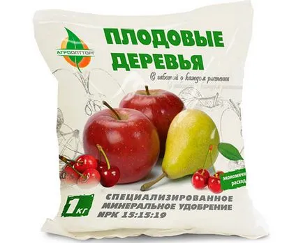 Pruna de alimentare în primăvară, vară și toamnă gradinari secretele
