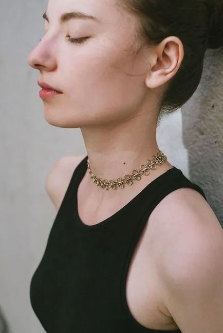 Chokers pe gât (42 poze) tipuri, ce să poarte, imagini la modă