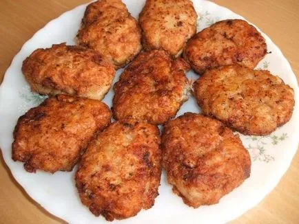 Aceasta adaugă la umplutura, pentru burgeri a ieșit suculent și luxuriante (chiftele) Aceasta adaugă la umplutura, pentru burgeri a ieșit suculent și luxuriantă