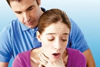 Un sentiment care sufocă în gât - cauzează dificultăți de respirație și respirație dificilă (senzație de sufocare) Un sentiment care sufocă în gât - cauzează dificultăți de respirație și respirație dificilă