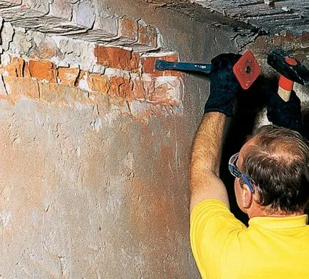 Faceți o ușă în perete de sprijin cu mâinile lor (mâini) Faceți o ușă în peretele de sprijin cu mâinile lor