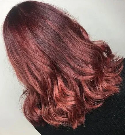 Culoarea părului mahon - cum să picteze și idei de colorare 20 (roșu) Culoarea părului mahon - cum să picteze și coloritul 20 de idei