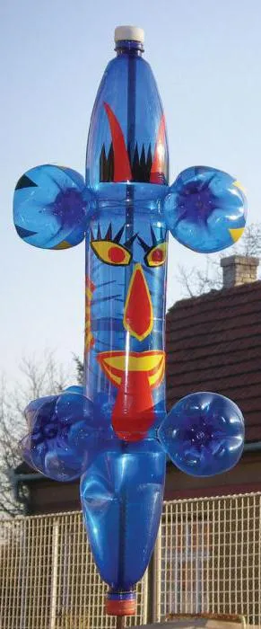 Cum sa faci o giruetă cu mâinile lor dintr-o sticla de plastic