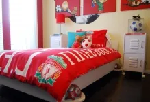 Design interior imagine dormitor pentru copii, face camera cu un sistem de ferestre pentru copii adulți,