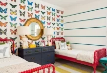 Design interior imagine dormitor pentru copii, face camera cu un sistem de ferestre pentru copii adulți,