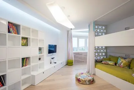 Design interior imagine dormitor pentru copii, face camera cu un sistem de ferestre pentru copii adulți,