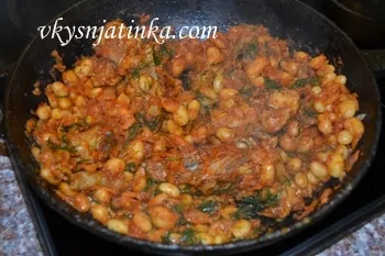 Bean tocană cu carne de pui - reteta cu fotografii