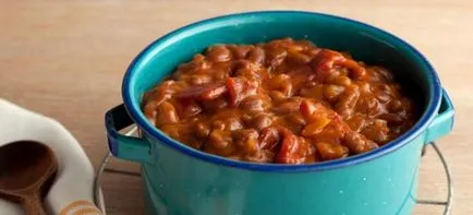 Fasole in sos de tomate - Retete cu carne de pui, porc, legume și paste