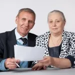 beneficiarii de beneficii federale care se aplică acestora prin lege