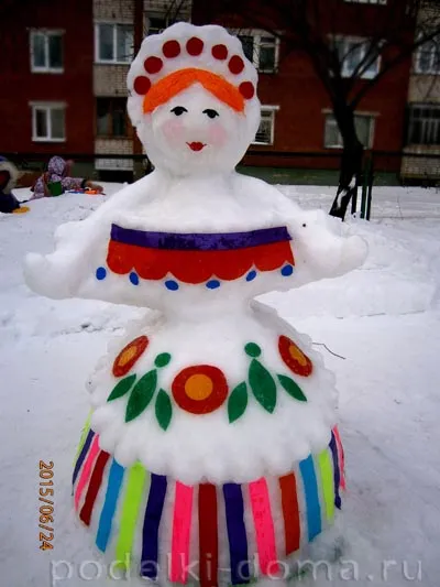 Cifrele din zăpadă cu mâinile lor (foto, fișa postului), o cutie de idei și ateliere