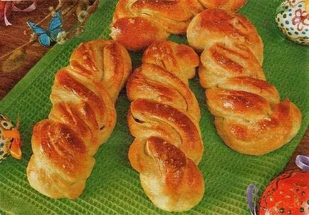 Forma sub formă de rulouri modul de a face chifle frumoase formă din aluat de drojdie