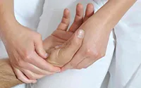 accident vascular cerebral hemoragic - comă ca urmare a atacului grele