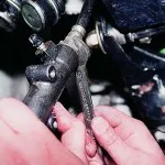 Instrucțiuni cum pentru a pompa de prindere masina de formare dreapta, etapele